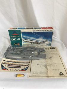 デルタ航空 DELTA DOUGLAS ダグラス DC-9 1/144 旅客機