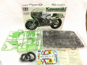 タミヤ 1/12 カワサキKR500グランプリレーサー オートバイシリーズNo.28 KIT No.1428