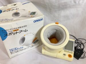 オムロン デジタル自動血圧計 ‎HEM-1000