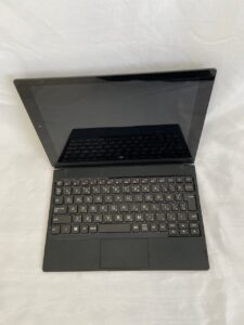 YOGA Tablet 2-1051L Windows 10 Atom Z3745 メモリ2GB HDD32GB