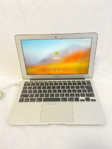 Apple MacBookAir A1465 MacOs HighSierra core i5 メモリ4GB HDDSSD128GB アップル ノートパソコン