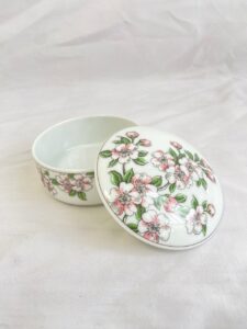 Tiffany＆Co. ティファニー 小物入れ アクセサリーケース 陶器 蓋付き 桜