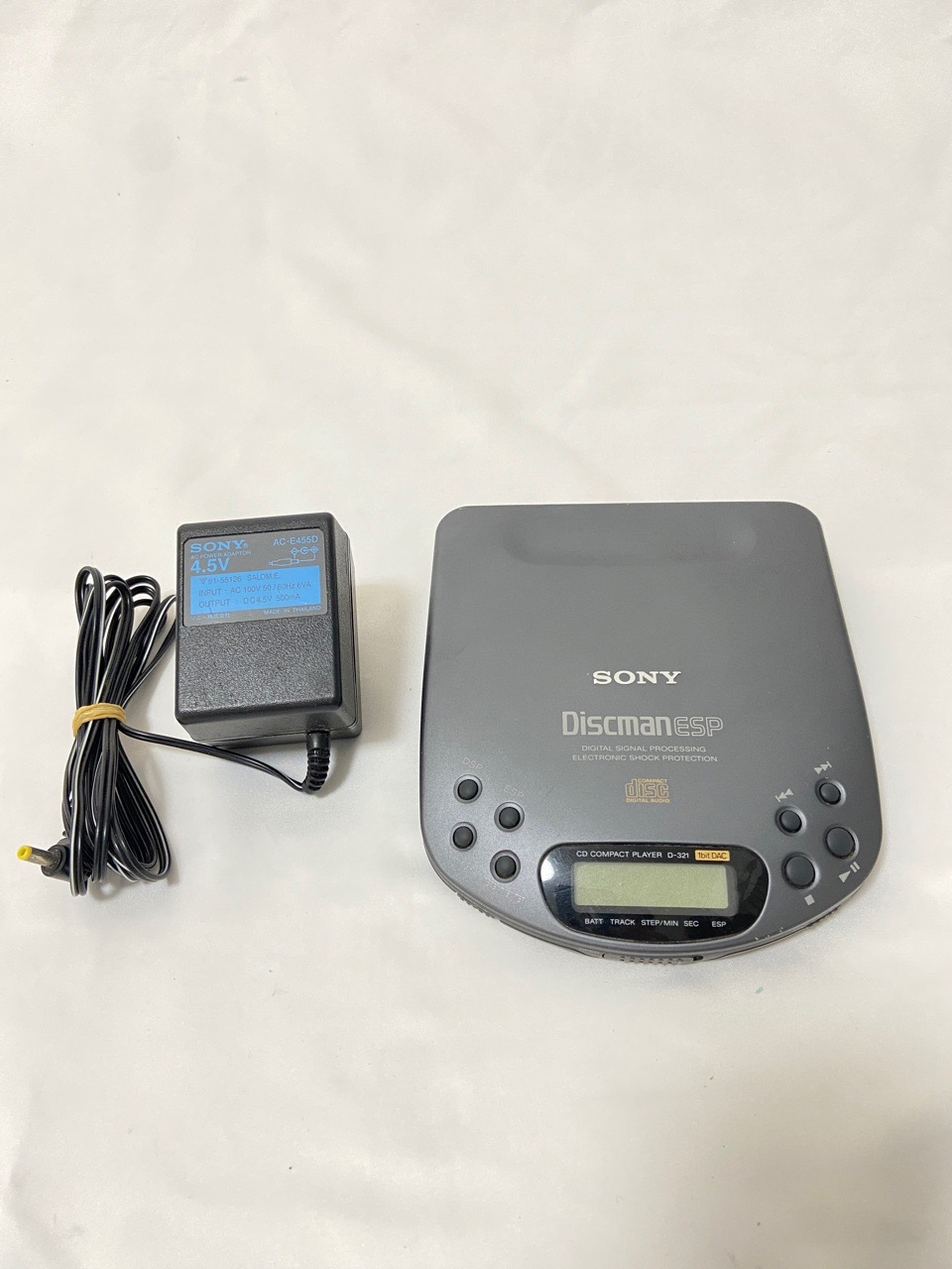 動作確認済】 SONY D-321 ソニー ディスクマン CDプレーヤー Discman ESP ポータブルプレーヤー 60 (F009692D) |  リユースNEXT