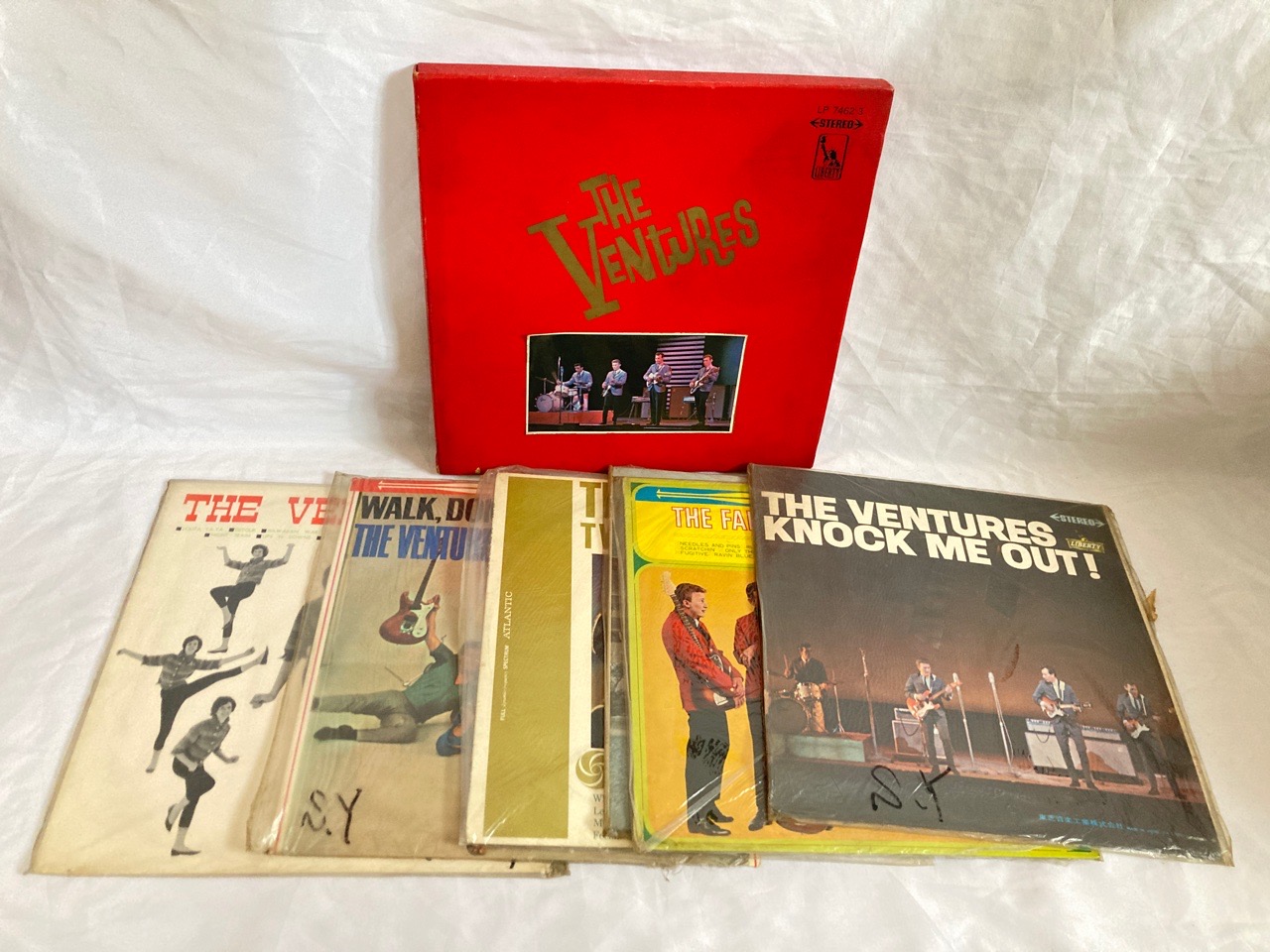 LPレコード 赤盤2枚組BOX ベンチャーズのすべて 他6枚 現状品