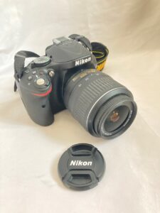 Nikon デジタル一眼レフカメラ D5200 レンズキット