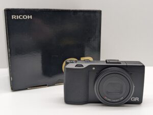 リコー RICOH GR コンパクトデジタルカメラ