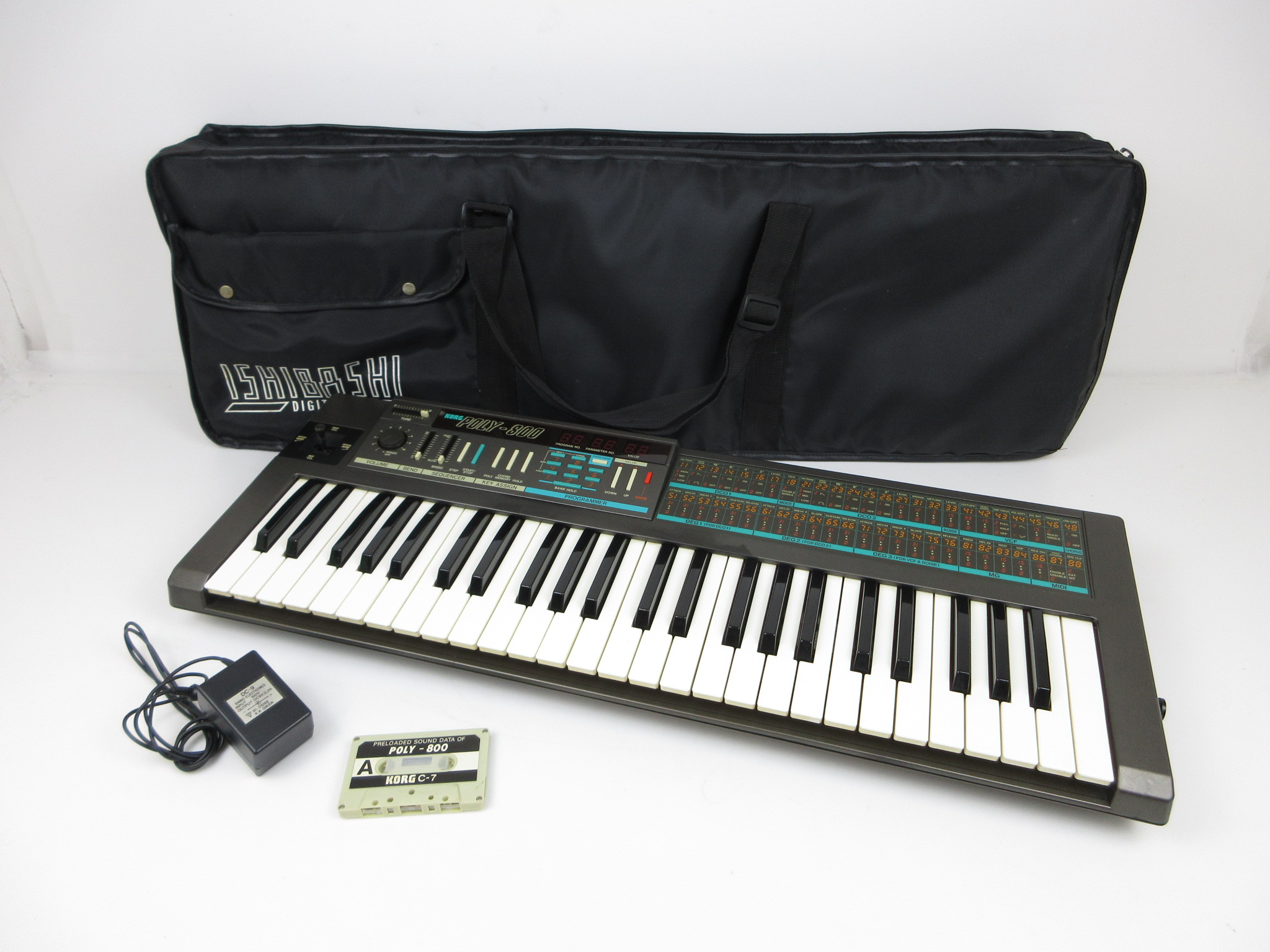 KORG コルグ POLY-800 シンセサイザー