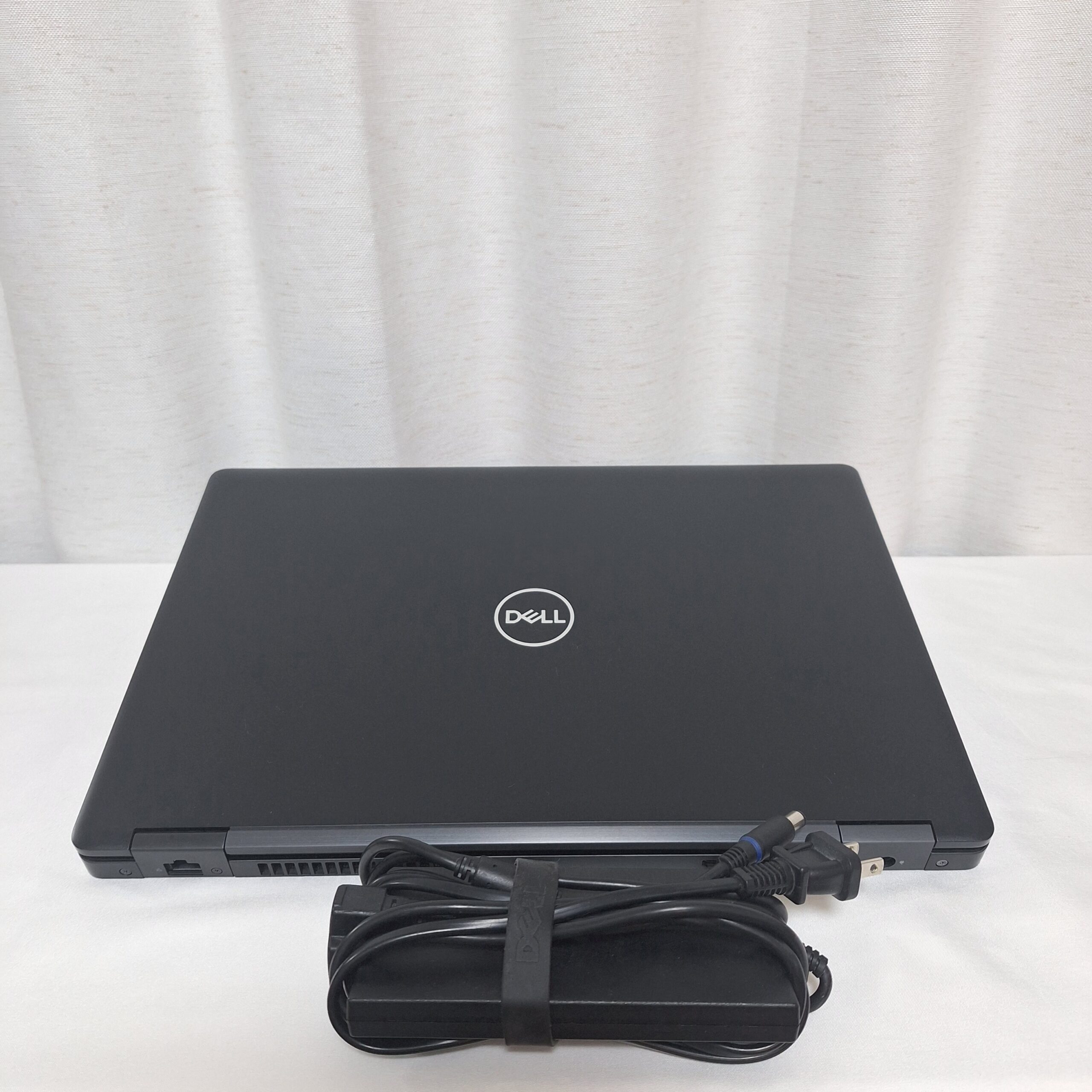 Dell デル Latitude 5590 フルHD 第8世代 i5 ノートパソコン メモリー16GB SSD256GB