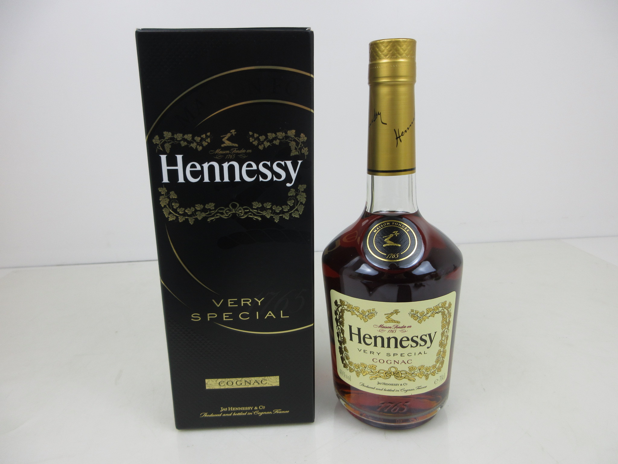 ブランデー Hennessy ヘネシー VC ベリースペシャル ブランデー 700ml