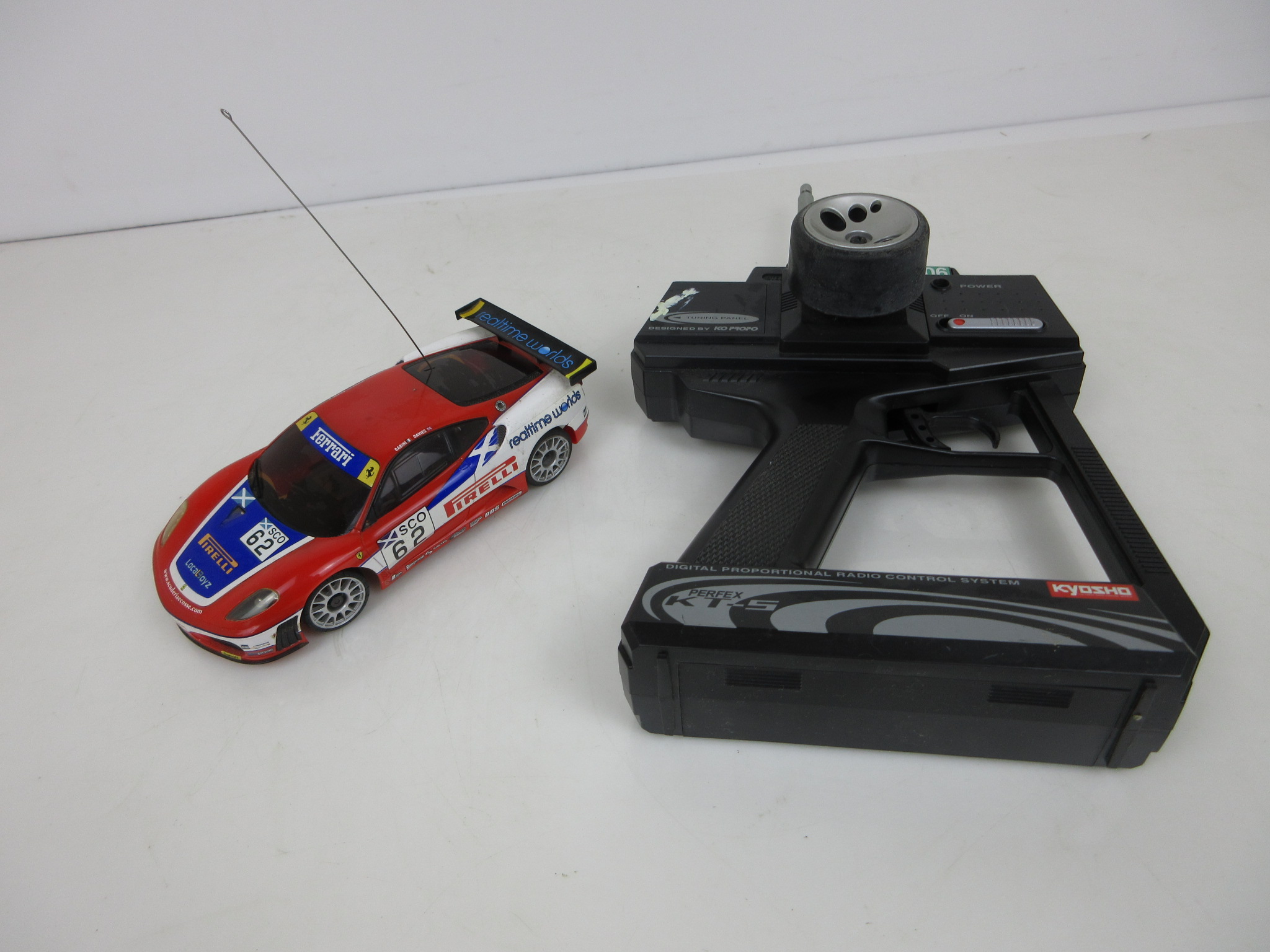 KYOSHO 京商 ミニッツ フェラーリ ラジコン PERFEX KT-5