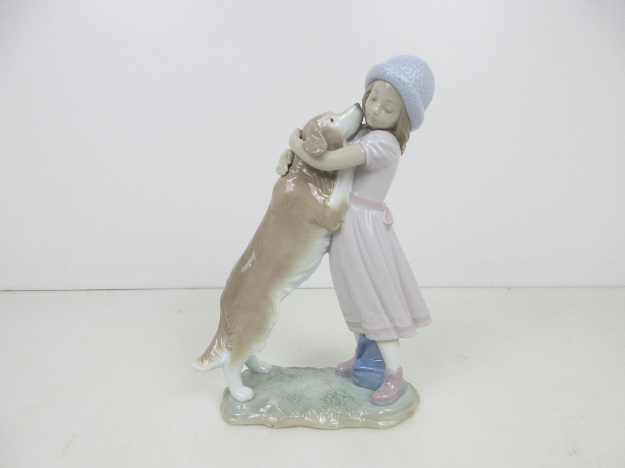 Lladro（リヤドロ） 待ってたよ！ フィギュリン