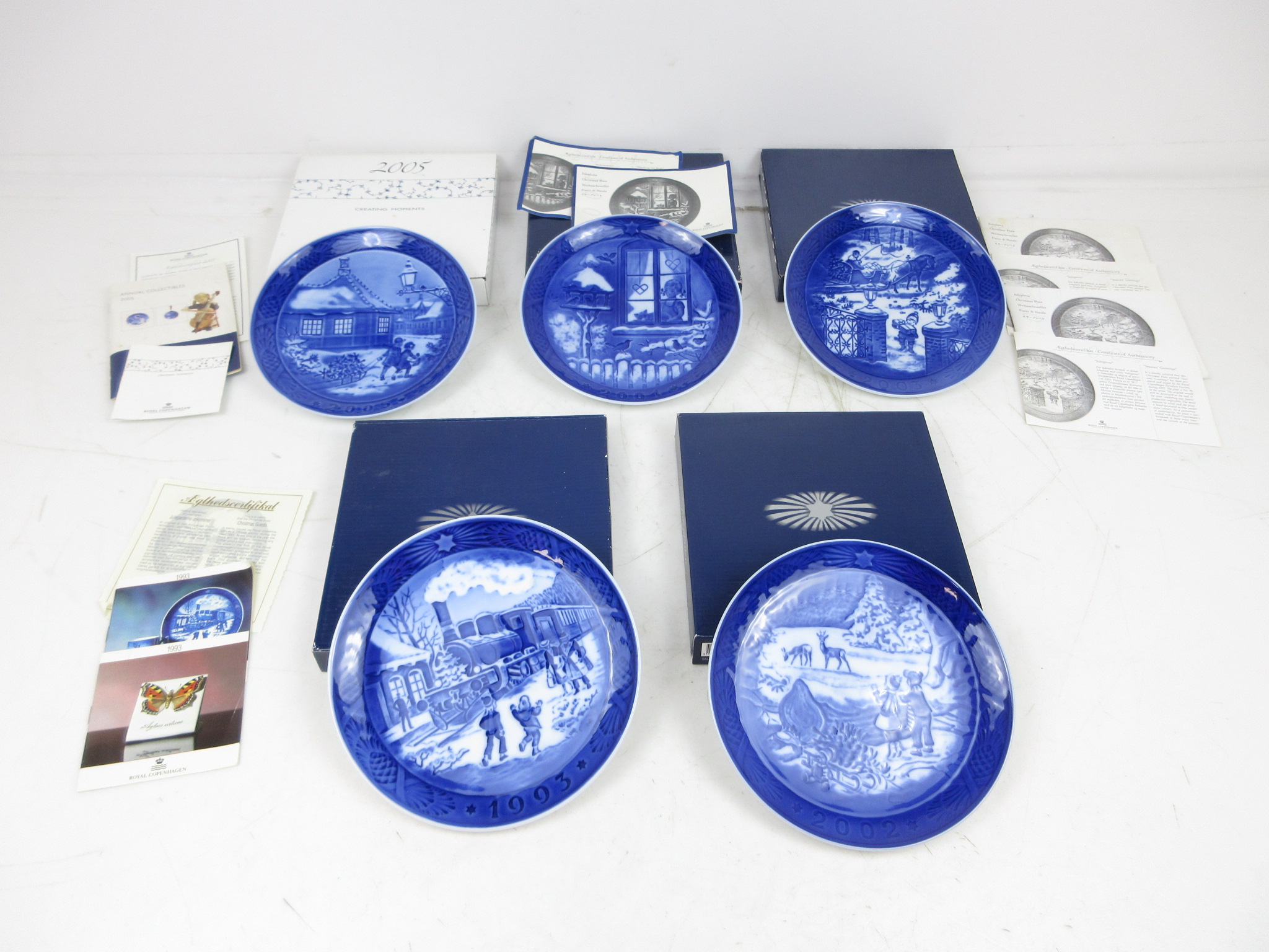ROYAL COPENHAGEN ロイヤルコペンハーゲン イヤープレート