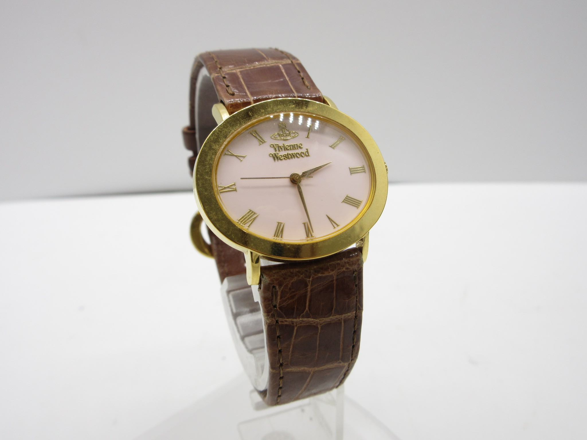 Vivienne Westwood ヴィヴィアンウエストウッド VW-4801 ベビーピンク クオーツ 腕時計