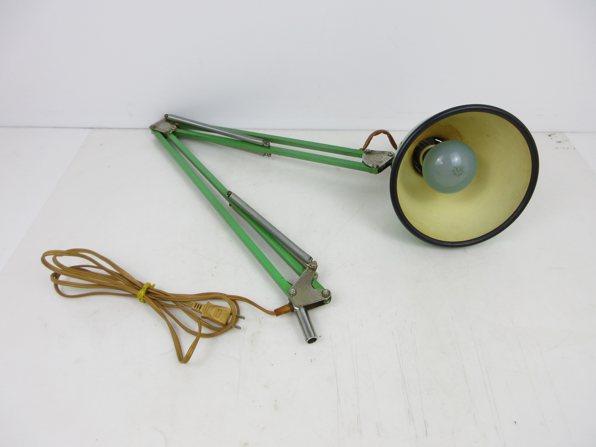 NEC 白熱橙照明器具 IS-6114 電気スタンド