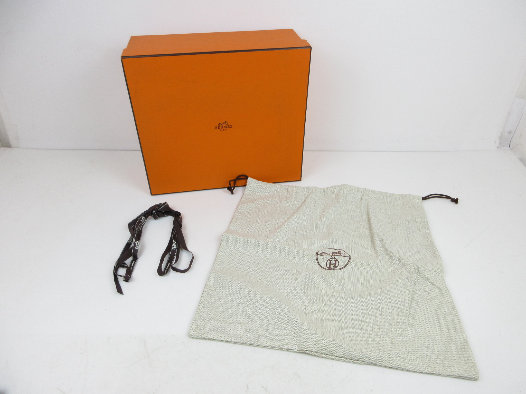 HERMES エルメス ケース ボックス