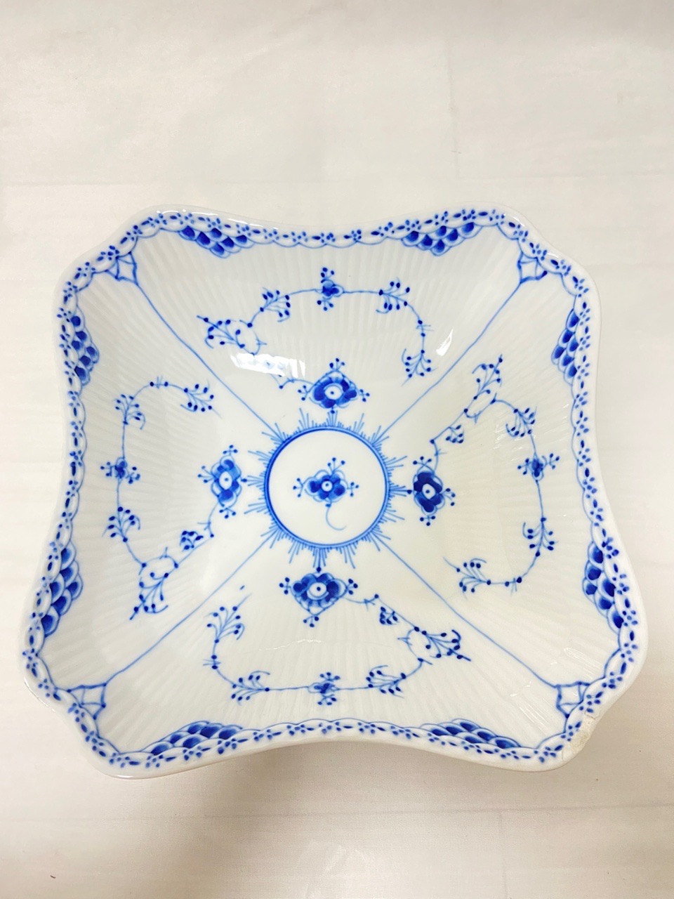 ロイヤルコペンハーゲン ブルーフルーテッド ハーフレース スクエア