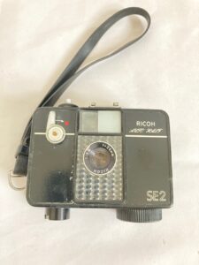 Ricoh リコー Auto Half SE2 フィルムカメラ