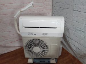 日立 ルームエアコン 白くまくん 冷暖房 室内機室外機セット RAS-W28M(W)