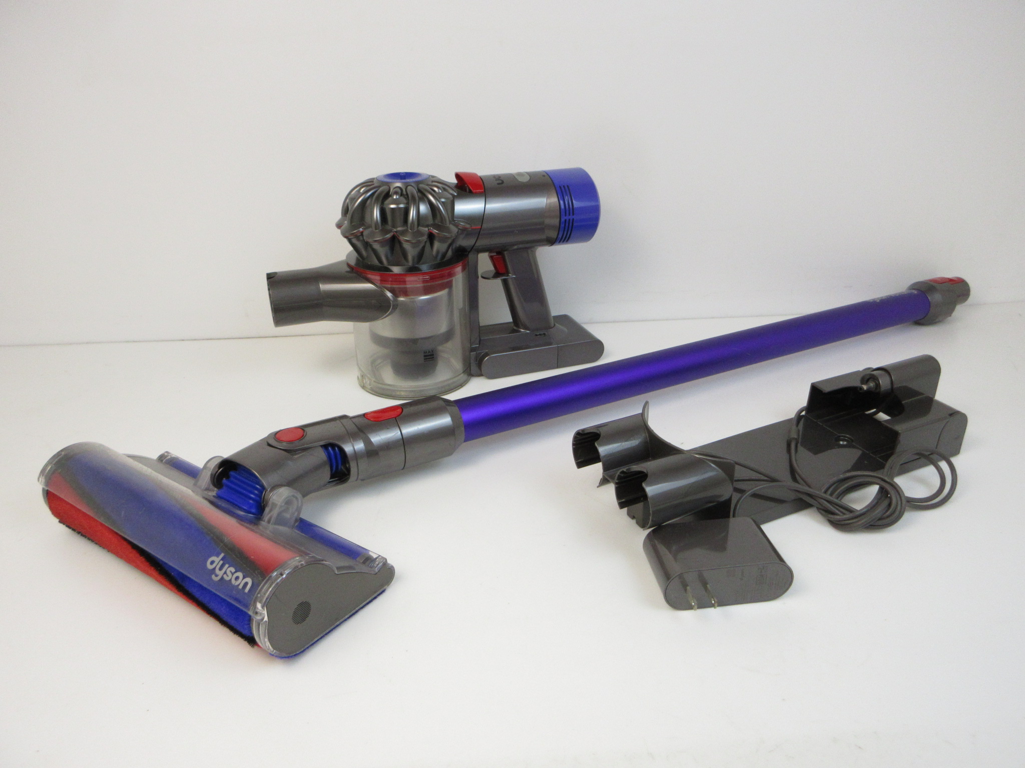 Dyson(ダイソン) コードレス掃除機 Dyson V8 Slim Fluffy スティック ハンディクリーナー サイクロン