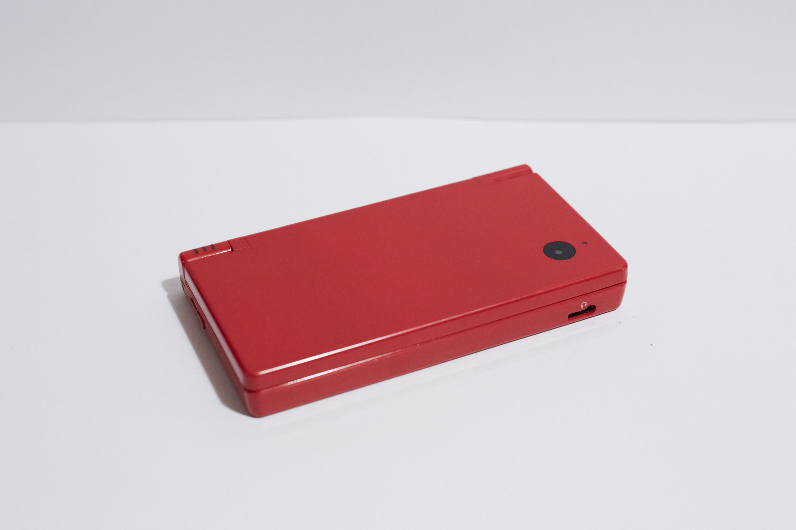 Nintendo ニンテンドーDSi レッド