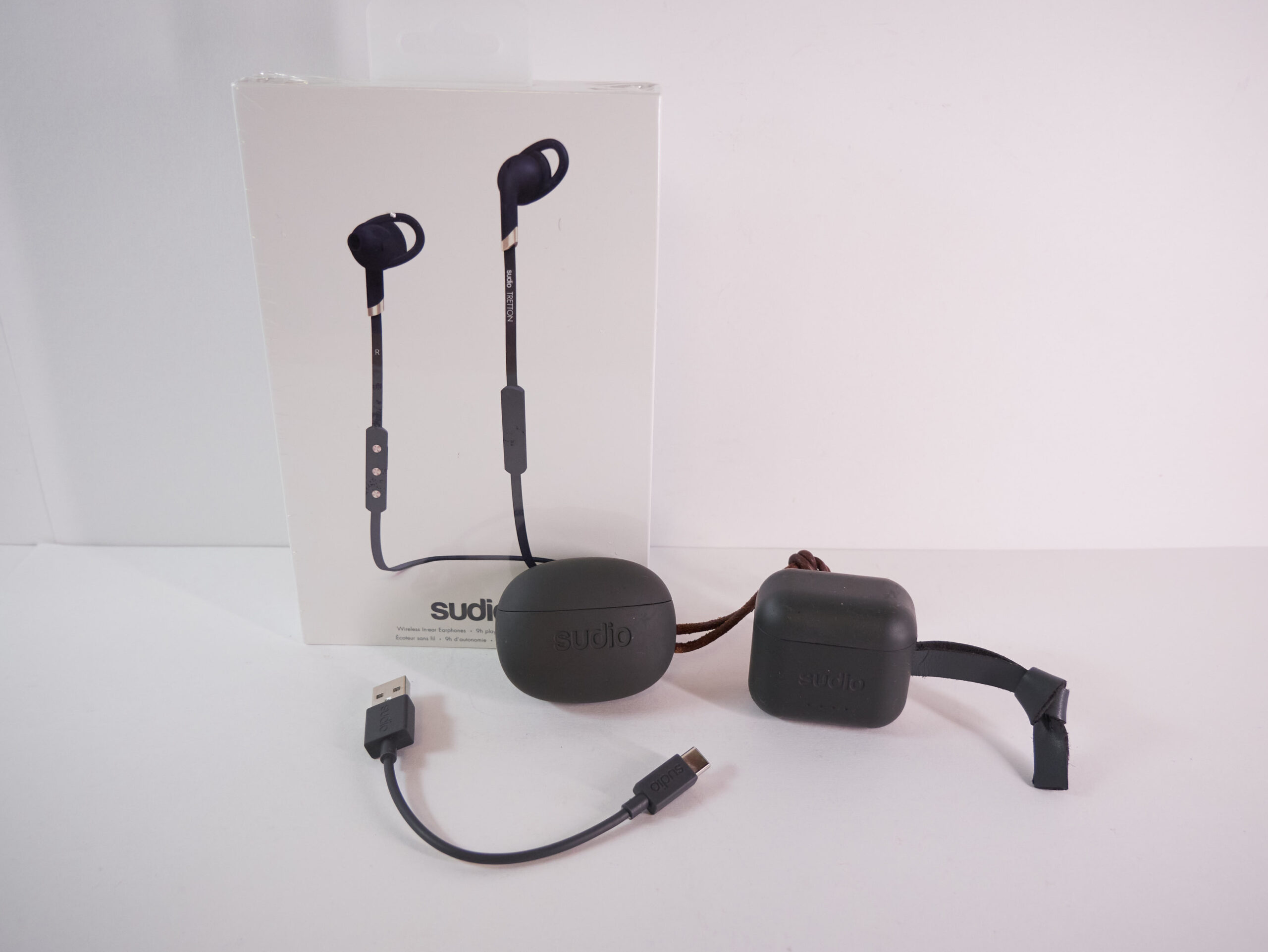 イヤフォン Sudio スーディオ TRETTON ワイヤレスイヤホン ブラック